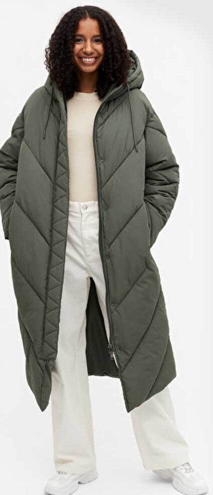 Zendaya Green puffer coat - flok life magazine